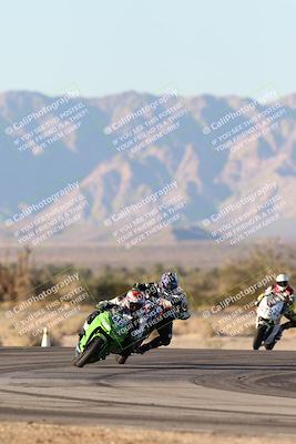 media/Dec-07-2025-CVMA (Sun) [[3e7d2de5dc]]/Race 17-Amateur Formula Middleweight/